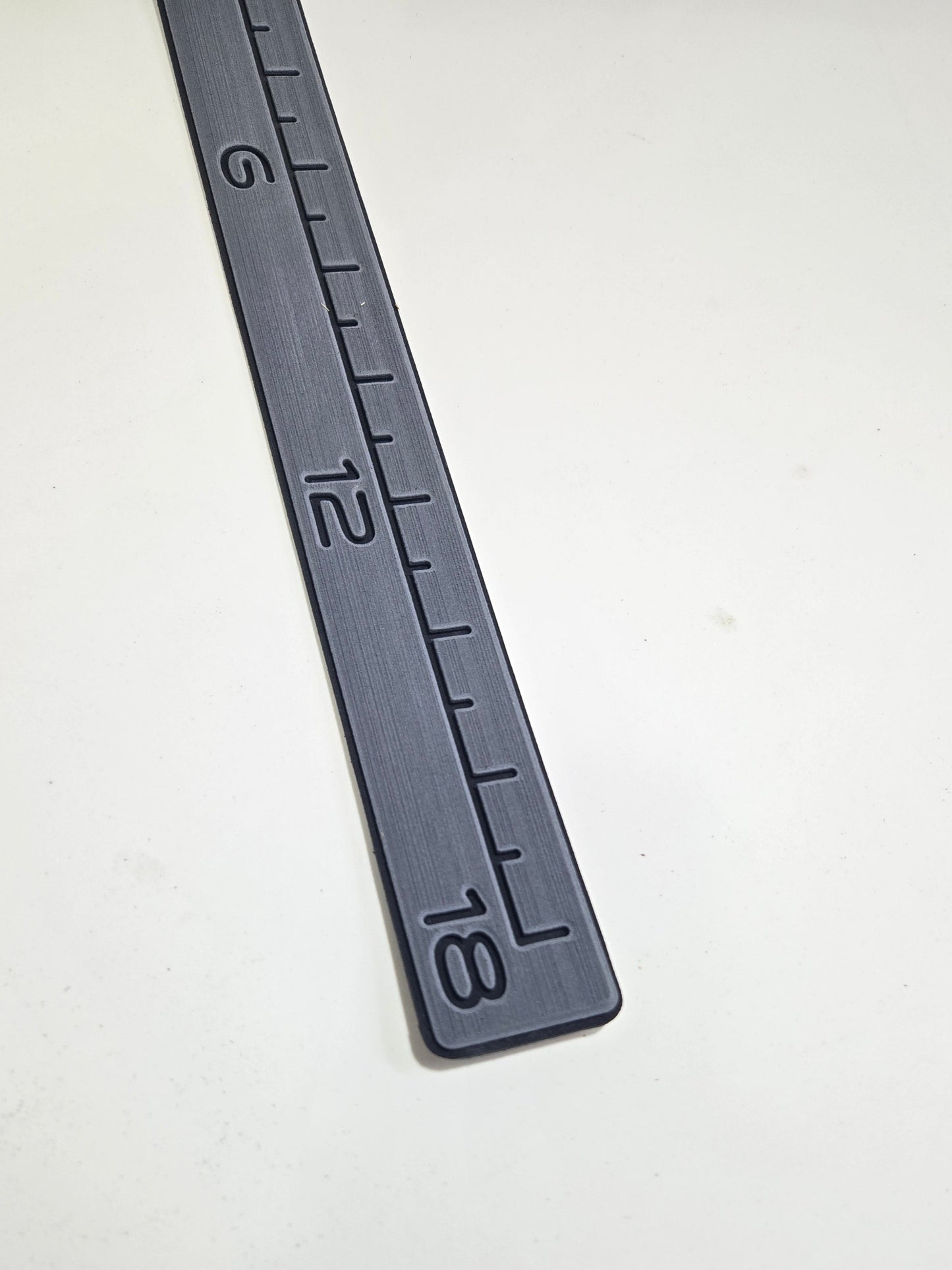 Fish ruler 18 inch